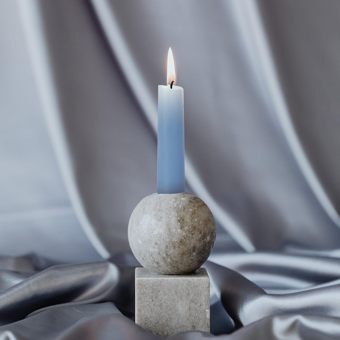 Olorvela Green Beeswax Taper Candles,8" Long Candlestick,smokeless dripless unscented Natural Beeswax Candles.for Gift,Mother's Day (Green, 2 Pack)