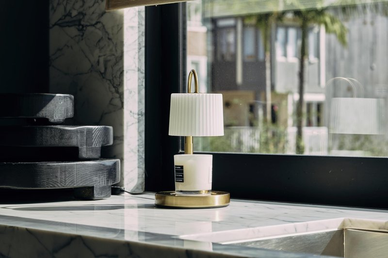 Dimmable Glass Candle Warmer Lamp with Timer - Adjustable Height Candle Lamp Warmer with Timer (8H/4H/2H) - Wax Melter - Ideal Gift, fits Various Size Scented Candles - 02 Bulb - (Gold Metal)