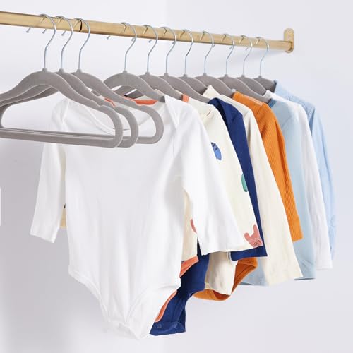Amazon Basics Kids Velvet, Non-Slip Clothes Hangers (baby/toddler), 11.6 inches (for baby clothes), Pack of 30, Gray