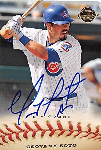 Sports Memorabilia Autograph Warehouse 248566 Geovany Soto Autographed Baseball Card - Chicago Cubs 2009 Upper Deck Sweetspot - No. 34