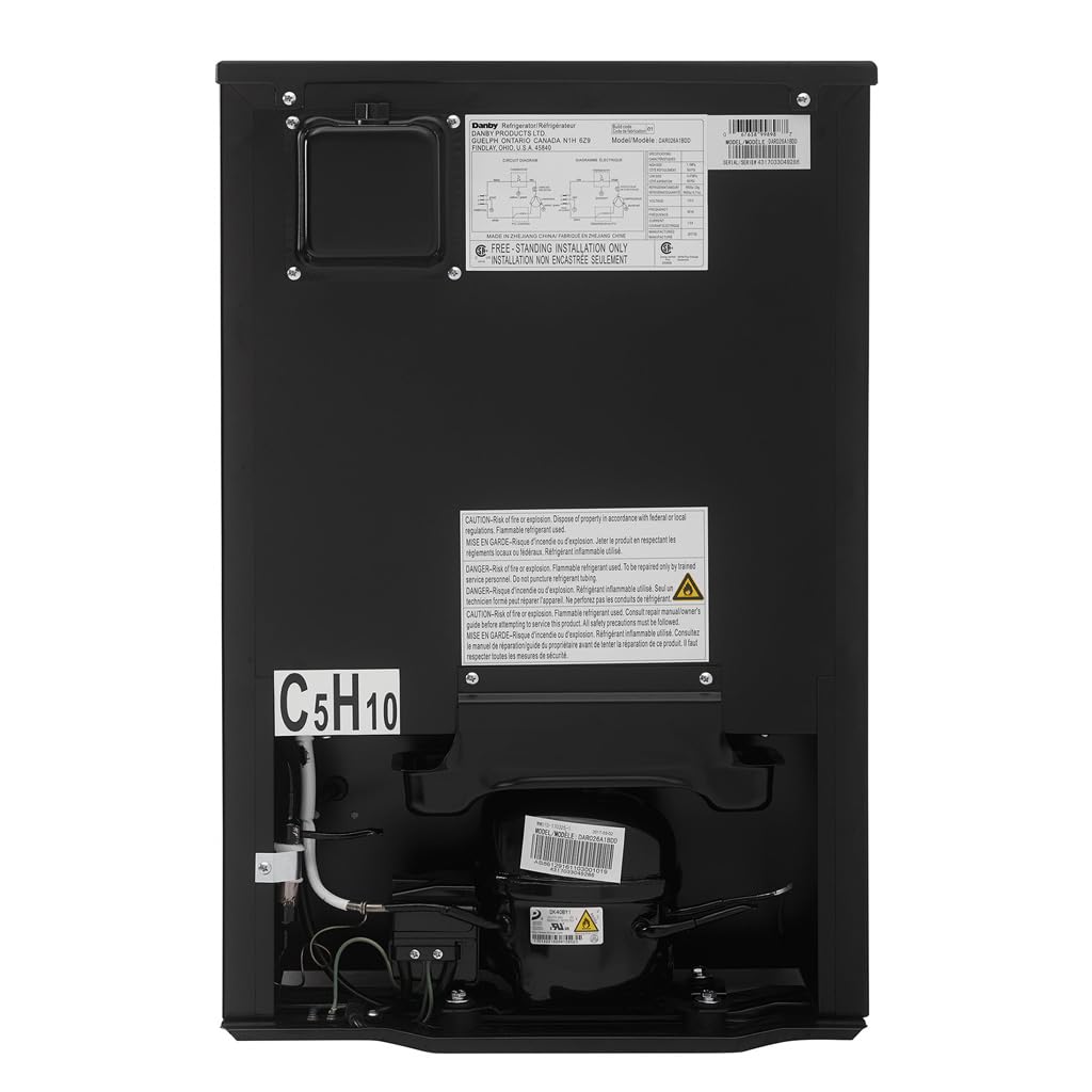Danby 2.6 cu. ft. Compact Fridge in Black DAR026A1BDD