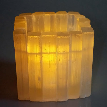 Selenite Candle Holder Natural Tealight Holder for Aromatherapy Meditation Tranquility & Energy Balance Square Healing Crystal Lamp Crystal for Healing Stone Handmade & Reusable