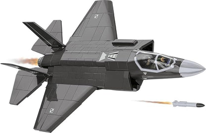 COBI Armed Forces F-35A Lightning II HUSARZ Building Set 605 Pieces