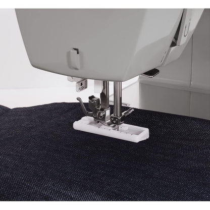 Singer 4411EXTBUND Heavy Duty 4411 Sewing Machine with Extension Table