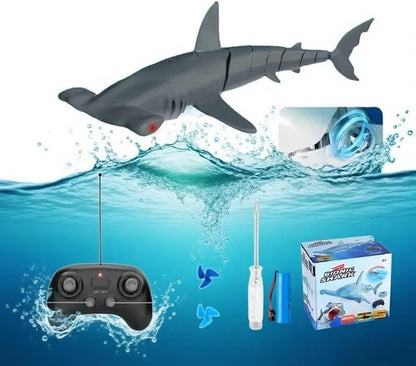 Beach and Summer Pool Remote Control Shark Boat Bath Toy RC Submarine Robo Shark Model Realistic Wiggle-Tail Electric Fish Hammerhead and Dusky Sharks Kids Gift Pool Toy for Ages 6–12 (Gray)