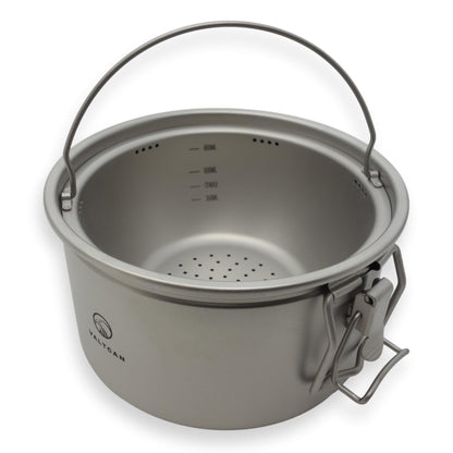 Valtcan 2000ml Titanium Rice Cooker Pot with Locking Lid 67 fl oz, Grade 1 No Coating PFAS-Free, Inner Pot with Measurement Marks, Ultralight 589g Camping Cookware for Backpacking Home Kitchen
