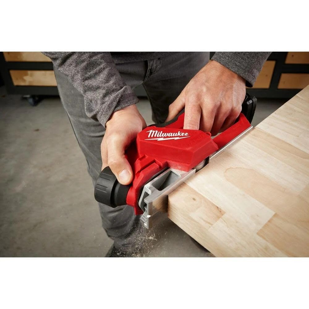 Milwaukee Electric - M12. BRUSHLESS 2 Planer