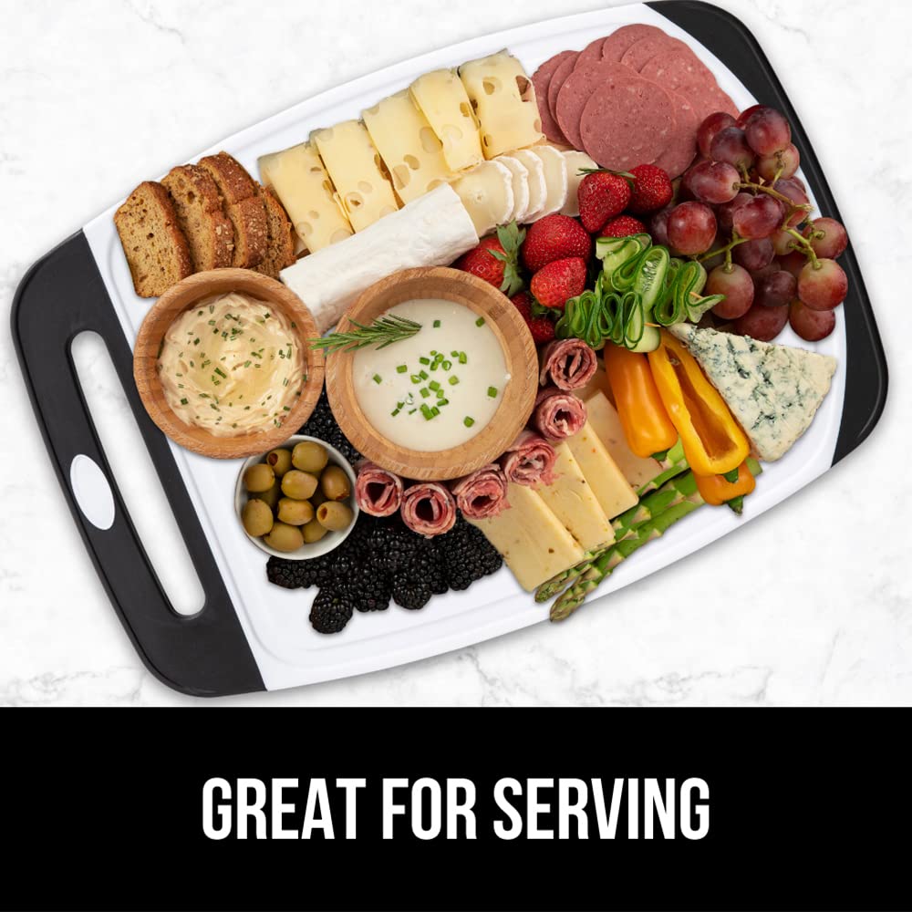 GORILLA GRIP BPA-Free Reversible Kitchen Cutting Board Set of 3, US Designed, Nonporous, Juice Grooves Catch Liquid, Slip Resistant Border, Dishwasher Safe, Durable Large Food Chopping Boards, Black