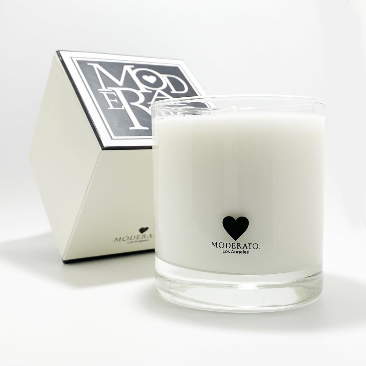 MODERATO Los Angeles No.07 VANILÉ – Luxury Madagascar Vanilla Scented Coconut Wax Candle, Creamy & Sophisticated, Citrus, Crystal Clear Glass Vessel, 50 Hour Burn, Candle Gift, Made in USA 8.5oz