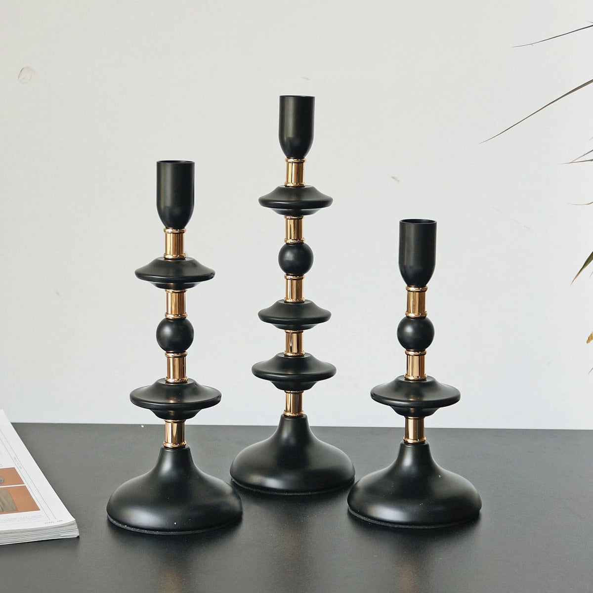 YUHUAWF Candle Holderss Candlestick Iron Decorative Ornament Candle Pedestal Candle Holders ﻿for Dinner Room Table ﻿ Decorative Candlestick(Medium)