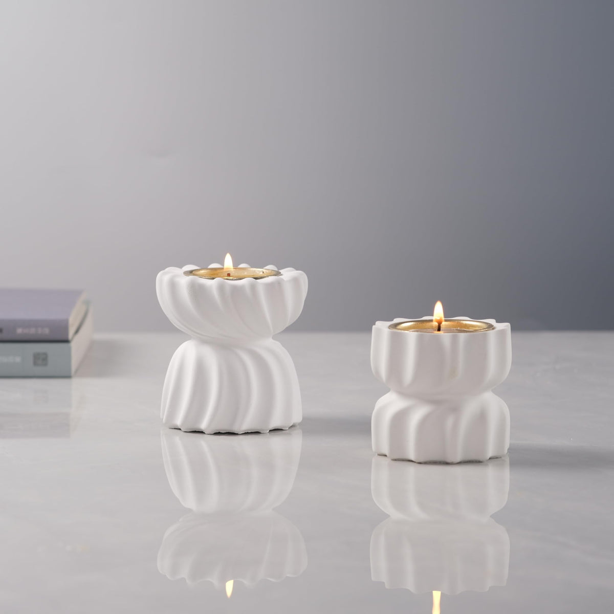 ICNBUYS Twizzle Twist Tealight Holder, Decorative Tealight Candle Holder for Table Display, Romantic Unique Home Décor Aesthetic, Housewarming Gift, Spiral Sculpture Diwali Tea Light Stand Cement