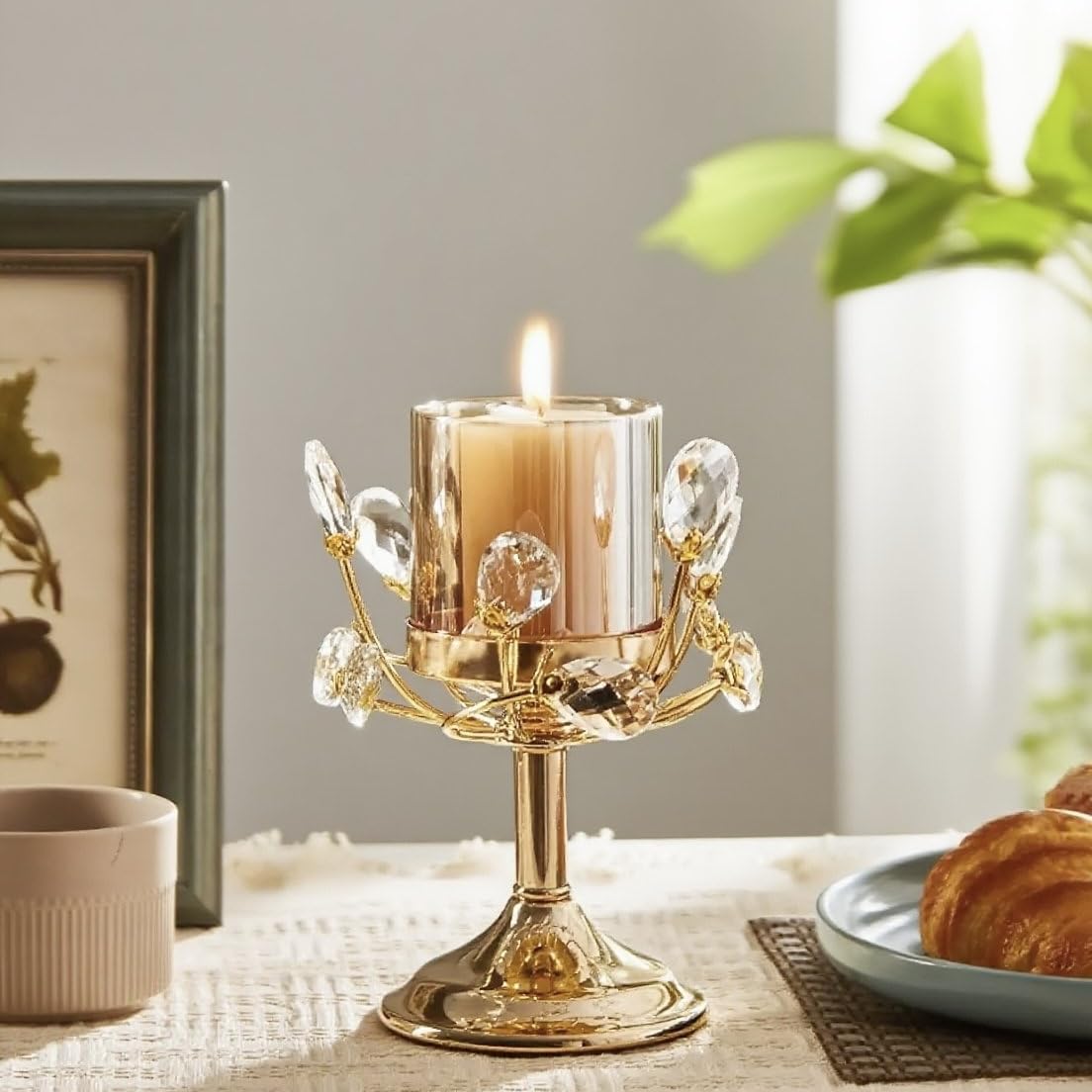 YIUTOYILY Gold Hurricane Candle Holder, Crystal Candle Holders for Pillar Candles with Clear Glass Sleeve - Elegant Centerpiece for Weddings, Dinners, Party Decor