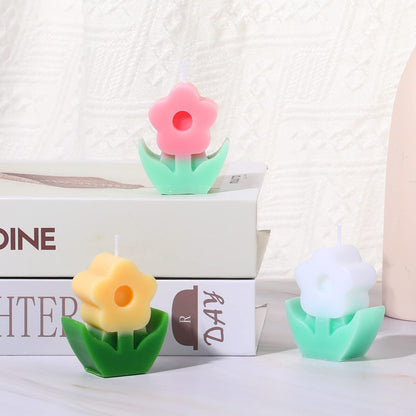 3 Pcs Flower Shaped Scented Candle Set Soy Wax Candle Decor for Table Fireplace Room Aesthetic Cute Gifts for Christmas Women Birthday Anniversary Party Favors(Pink, White, Yellow)