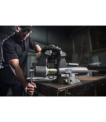 Wilton Mechanics Pro Bench Vise, 4-1/2" Jaw Width, 4" Jaw Opening, 3-1/2" Throat (Model 845M)