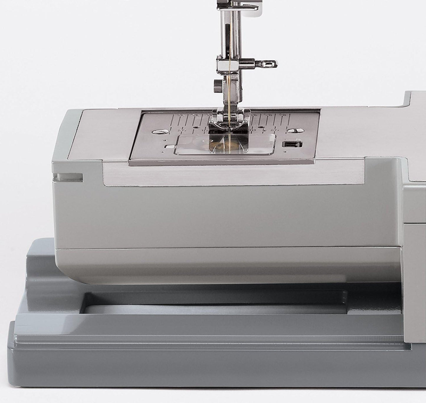 SINGER 4411 Heavy Duty Sewing Machine With Accessory Kit & Foot Pedal - 69 Stitch Applications - Simple & Great For Beginners + SINGER Heavy Duty Presser Feet Kit
