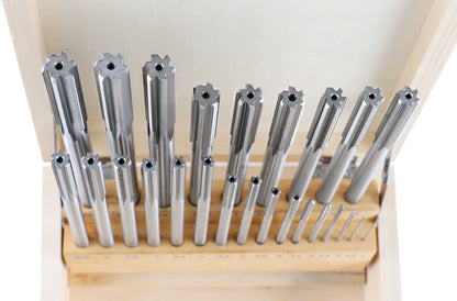 Accusize Industrial Tools 1-13 mm by 0.5 mm High-speed Steel Chucking Reamer Set in a Fitted Case, Set of 25 Pieces, 5500-SB00
