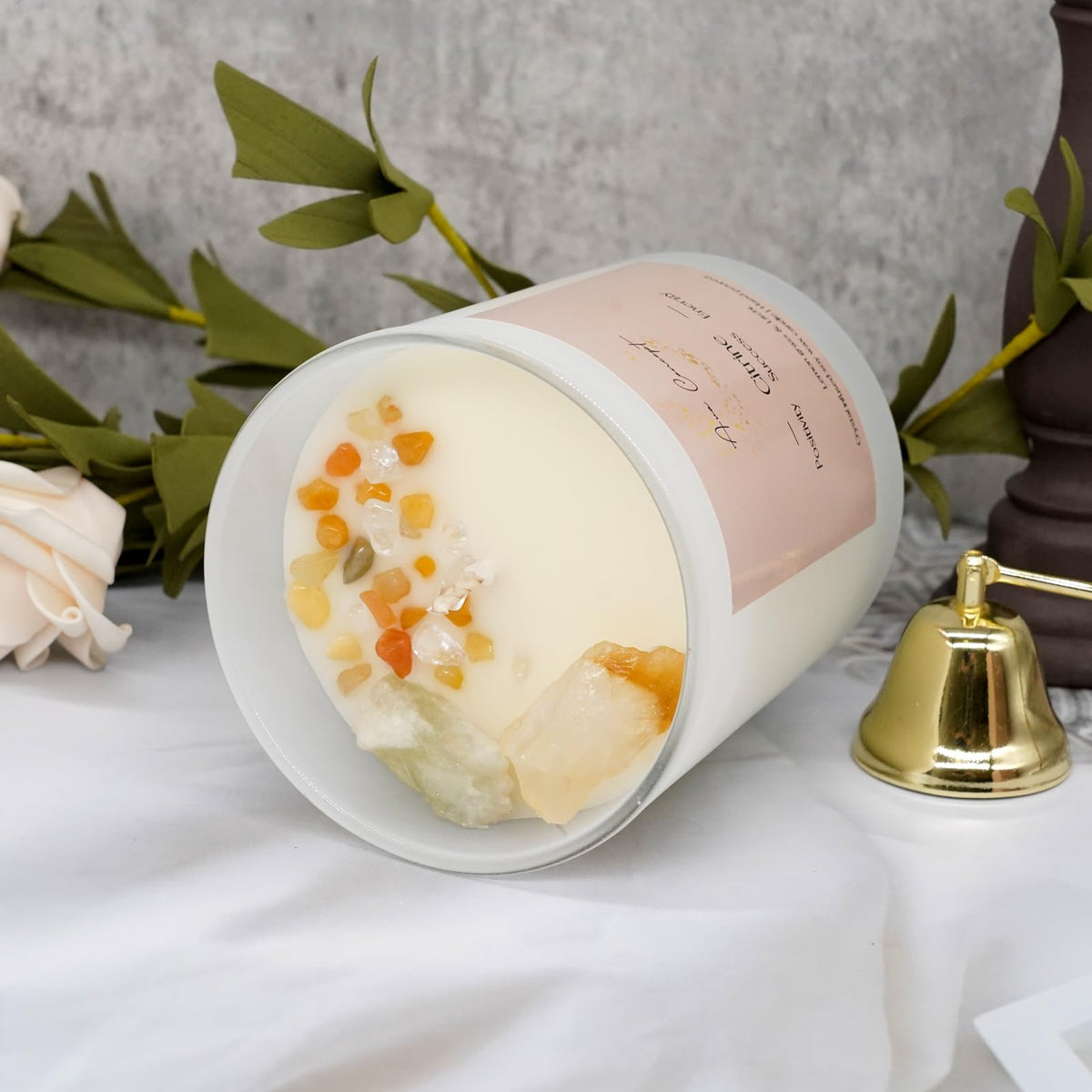 Ava Concept Citrine Crystal Candle – 10oz / 280g | Lemongrass & Litchi Aromatherapy | Hand-Poured Soy Wax | Genuine Citrine Healing Crystals Embedded | Positivity, Success & Energy | Gift Box Included