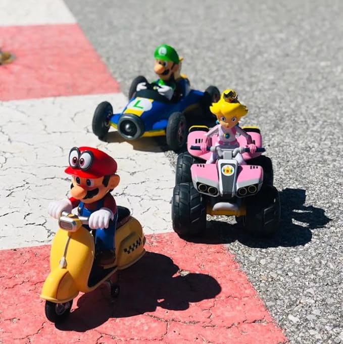Carrera RC Official Licensed Mario Kart Mach 8 Luigi 1: 18 Scale 2.4 Ghz Remote Radio Control Car with Rechargeable Lifepo4 Battery - Kids Toys Boys/Girls (Model: 181067)