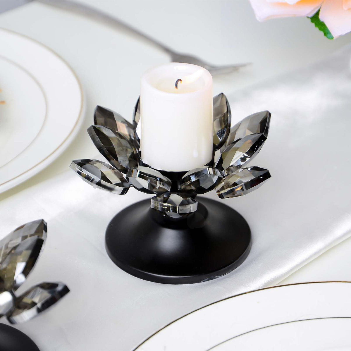 1 PC Black Crystal Flower Tea Light Holder, Glass Tealight Candlestick with Metal Base, Votive Candle for Table Centerpiece, Wedding/Parties Decor, Nice Gift