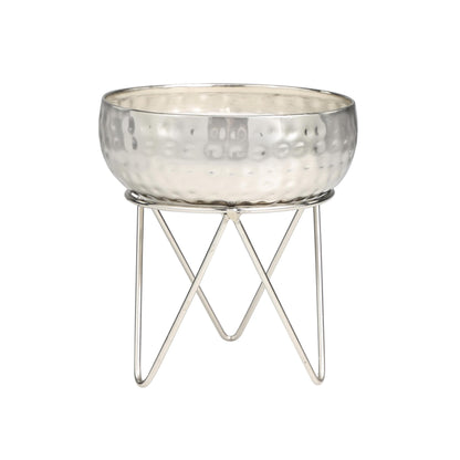 Deco 79 Metal Campfire Scented Hammered 30 oz 3 Wick Candle with White Wax, 7" x 7" x 8", Silver