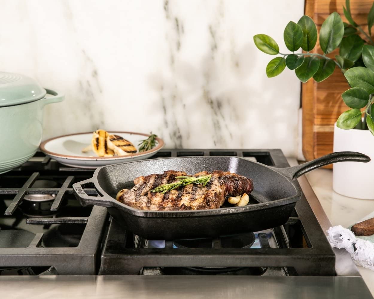 Lodge Cast Iron Grill Pan, Square, 10.5 Inch