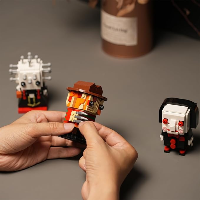 Halloween Action Figure Building Set Compatible with Lego for AdultsPinheadFreddyBilly Horror Present for FanHome Decorfor Kids Toys 529 pcs