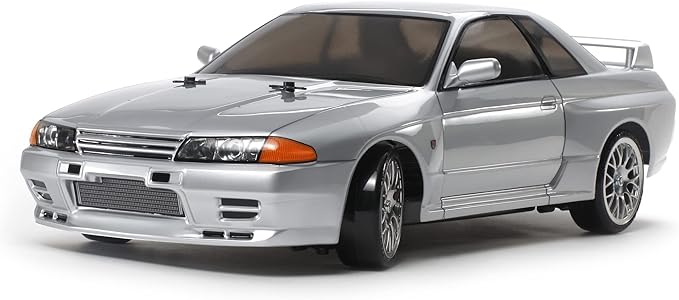 Tamiya 58651 RC Nissan Skyline GT-R (R32) TT02D Drift Spec 1/10 Kit