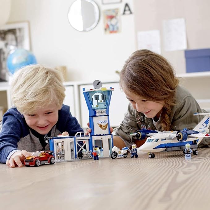 LEGO City Sky Police Air Base 60210 Building Kit (529 Pieces)