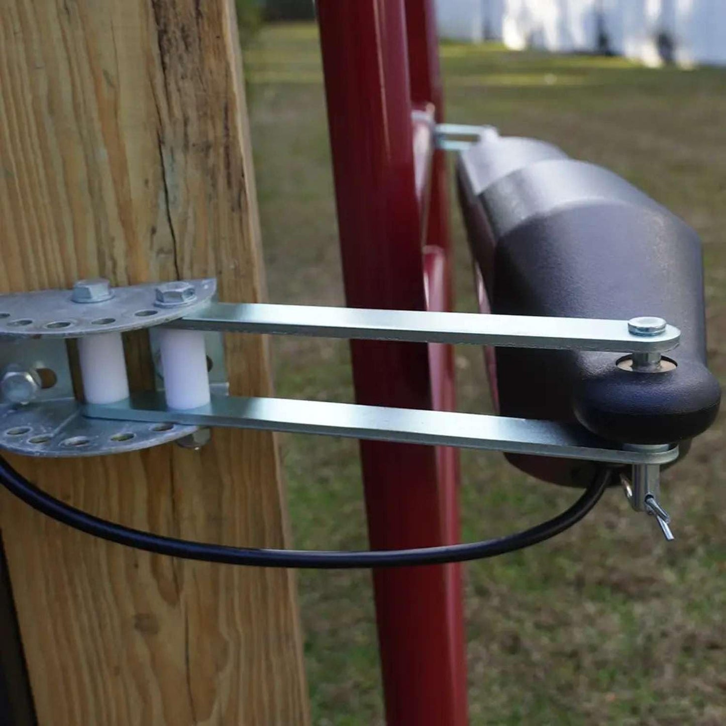 Ghost Controls Heavy Duty 30W Single Solar Automatic Gate Opener Push-to-Open