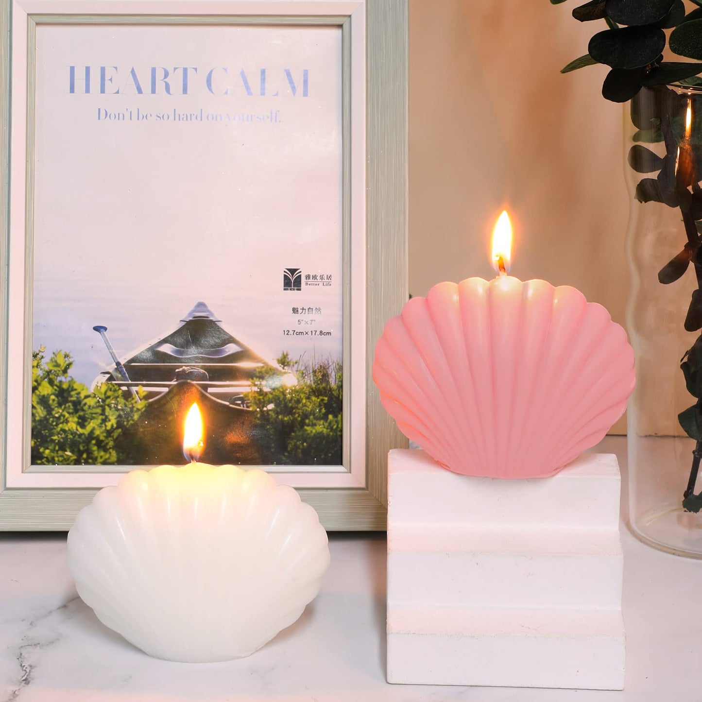 2 Pieces Seashell Scented Candles Aesthetic Trendy Candles Hand Poured Soy Wax Handmade Freesia Seashell Shape for Danish Pastel Room Decor, White, Pink(Cute Style)
