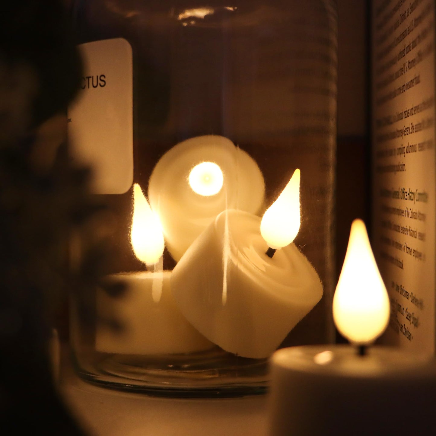 yunsheng Rechargeable Flameless Tea Lights Candles with Remote Timer & Charging Base, 12pcs Battery Operated LED Votive Candles Flickering for Home Halloween Chirstmas Lantern Candle Holder Decoration