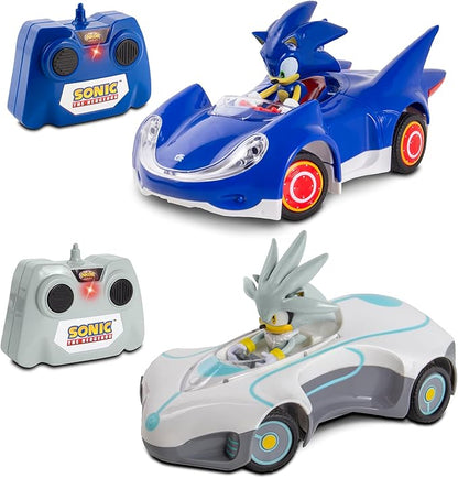 NKOK 1/28 Scale 2.4GHz RC Sonic 2PK RC Sonic &amp Silver Officially Licensed Full Function Radio Control Detailed 6.5” Vehicle and Character Grippy Tires Adjustable Front Wheels