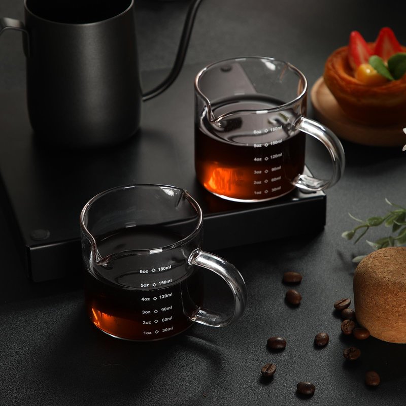 Patelai 2 Pcs 6oz/180ml Espresso Cups, Glass Measuring Cups with Double Spouts & Handle, Scale Espresso Shot Glass Milk Frothed Cup Coffee Accessories for Machines, Milk Frothed, and Bars