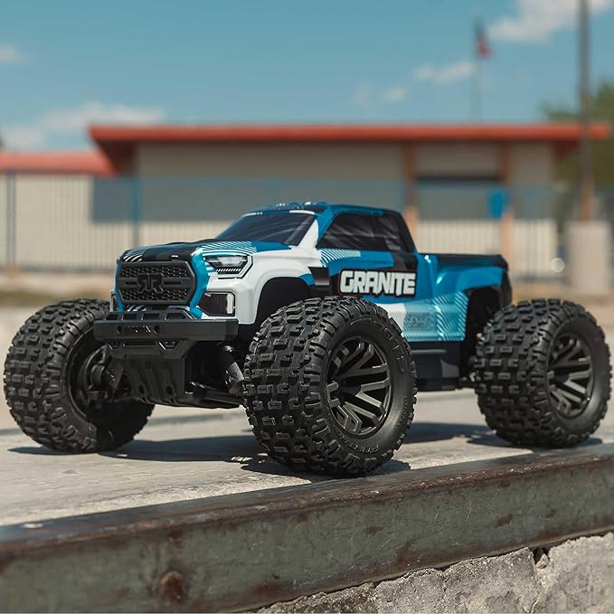 ARRMA RC Truck 1/10 Granite 4X4 223S BLX BRUSHLESS Monster Truck RTR with DSC Blue ARA4302V4T1