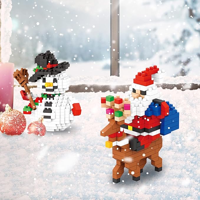 Christmas Building Block Set-New 2025 Santa Claus and Snowman Character Set Christmas and Birthday Gifts Suitable for Children Over 9 Years Old (720 Pieces)