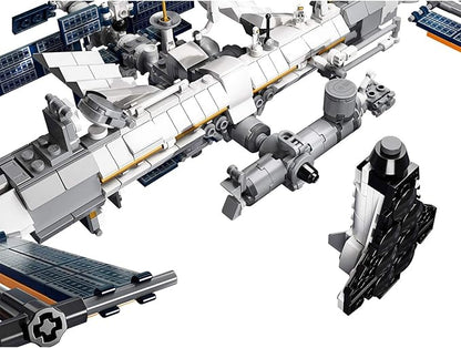 LEGO Ideas International Space Station 21321 Building Kit Adult Set for Display Makes a Great Birthday Present (864 Pieces)