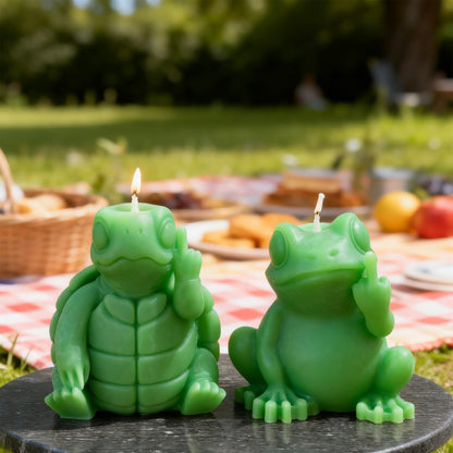 Frog Middle Finger Scented Candle,Turtle Hilarious Animal Soy Wax Candles for Pranks,Birthday Gags & Christmas Surprises,Smokeless Floral Home Decor