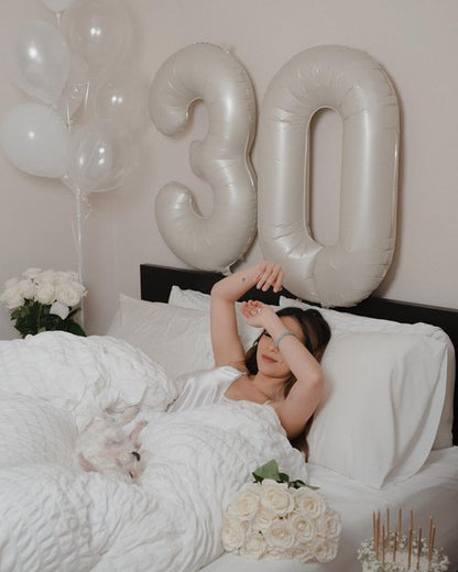 Cream Number 21 Balloon 40 inch, 21 Number Balloons, 21st Cream Birthday Decorations, 21 Year Old Women Men White Party Supplies