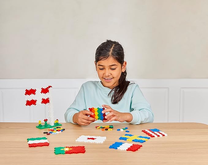 Plus Plus - 700-piece World Flags Discovery Kit - Building Set - PP3932