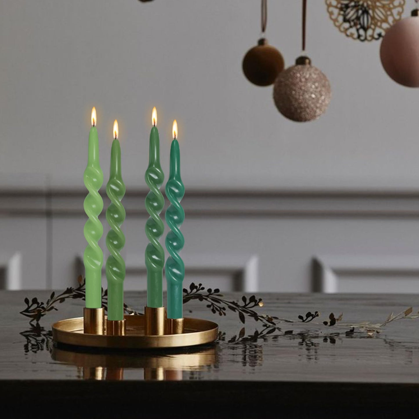 BALEAGCDL Unscented Twisted Taper Candle Gradient Green Spiral Candlesticks 10 Inch Handmade Smokeless Dinner Long Candles Set for Holiday Wedding Party Gift Home Decoration