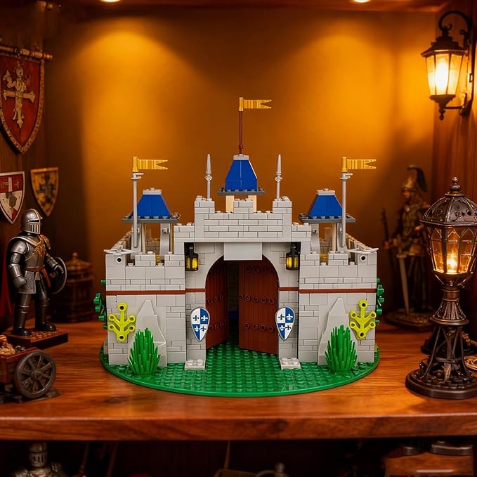 Usoway Medieval Knight Castle Building Blocks SetComes with 12 Knights FiguresCompatible with Lego Medieval Town Square Toysfor Adult and Children Ages 6+ 607016