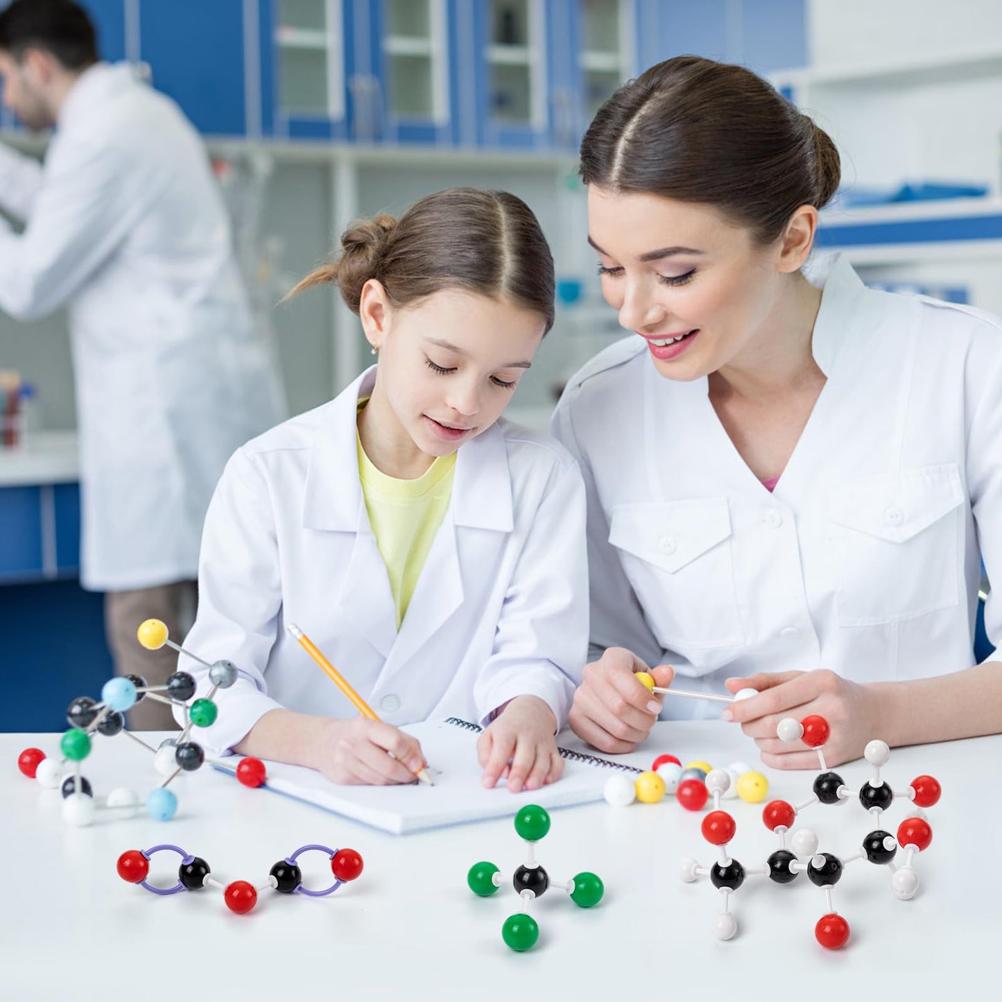 HFKPJRT Molecular Model Kit, 208 Pcs Molecular Model Kit Organic Chemistry, Atom Element Model Kits for Lessons in Chemistry, Gift for Teachers and Students to Raising Space Imagination 4 Set