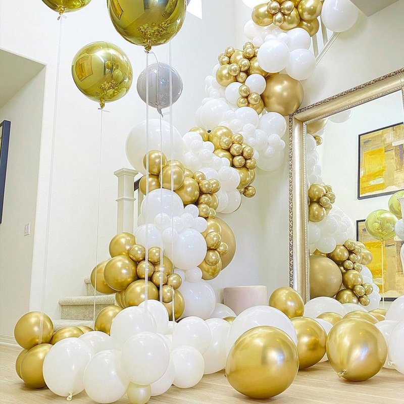 PartyWoo Gold Balloons 120pcs Different Sizes of 18 12 10 5 Inch Gold Balloon Arch Kit Garland for Birthday Wedding Anniversary Baby Shower Graduation Retirement Casino Party Decorations Gold-G101