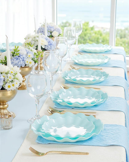 LIYH 20 Pcs 7.5 Inch Ice Blue Plastic Scalloped Plates Reusable - Unbreakable Dessert Plastic Cake Plates Dishwasher Safe Perfect for Party Birthday