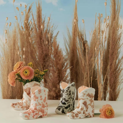 Paddywax Nashville Cowboy Boot Candle Collection Scented Soy Wax in Ceramic Vessel, Home Décor Candle for Living Room, Bedroom & Office, Western Inspired, 6 oz, Cactus Flower