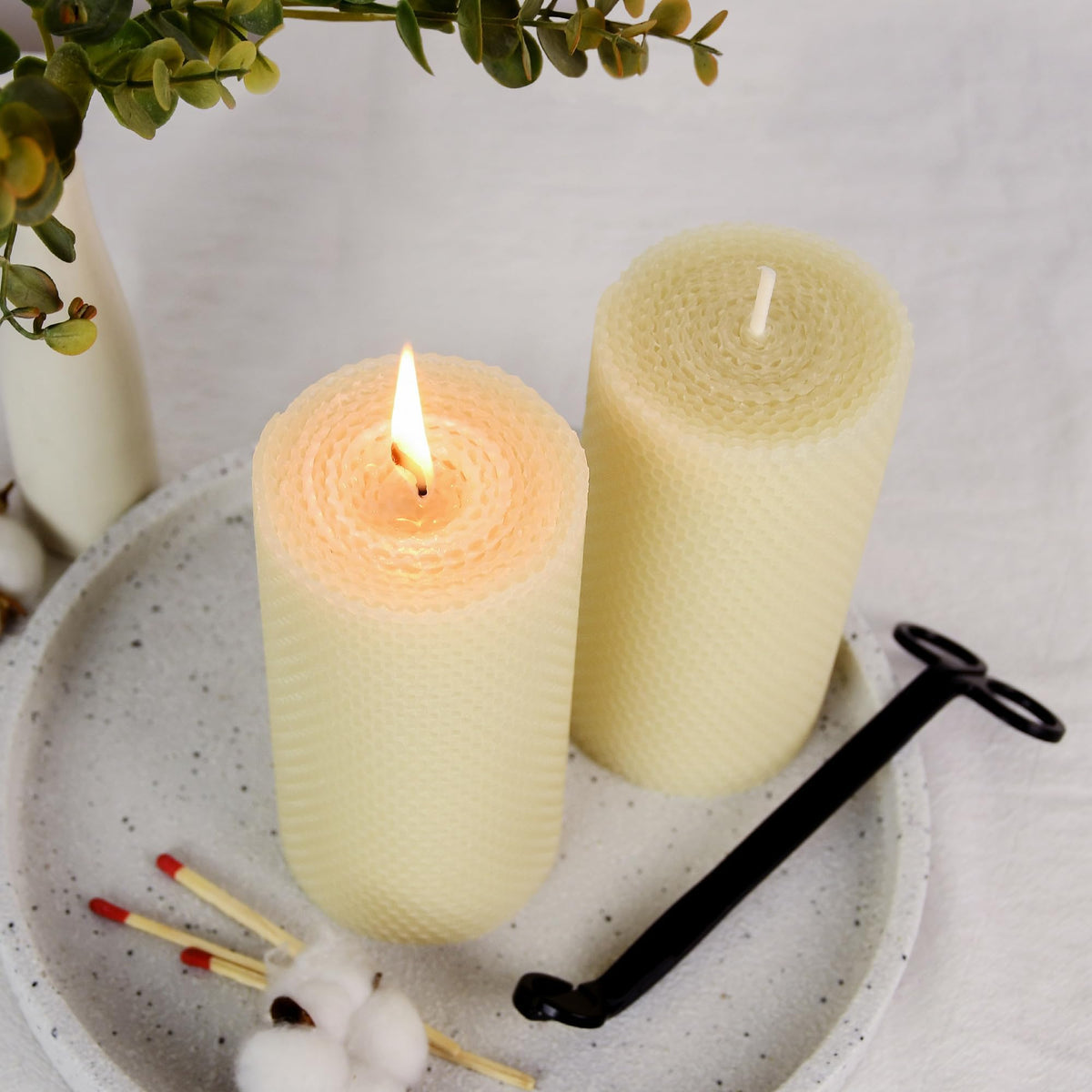 3x6 Inch Pure Natural White Honeycamb Beewaxs Pillar Candle Rolled Candles,60 Hours Long Burning, Unscented and Dripless for Home Decor Christmes Weddings