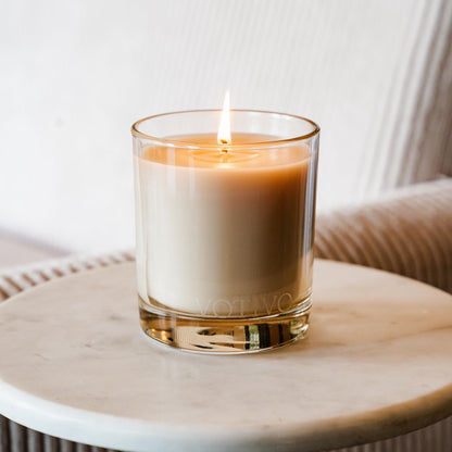 Votivo White Tea & Bergamot 10 oz Signature Candle | Soy Wax Blend | Luxury Glass Jar & Box | Home Decor |Gifts | Highly Scented