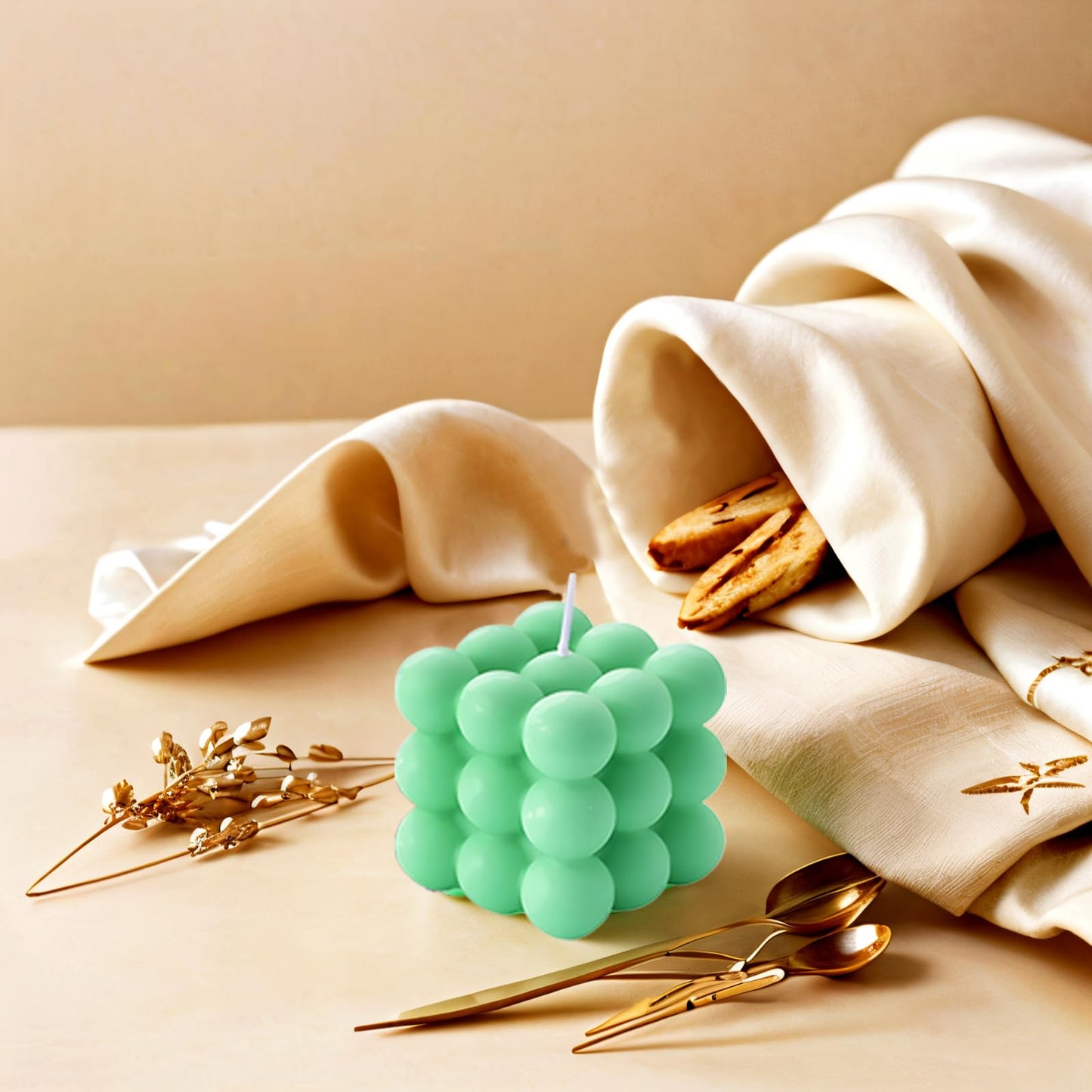 2PCS Bubble Candle, Cube Soy Wax Bubble Candles, Handcrafted Natural Scented Aesthetic Bubble Candle Set for Home Bedroom Decor, Birthday Mothers Day Gifts
