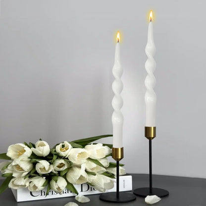 BALEAGCDL 10 Inch Twisted Taper Candle White Spiral Candlesticks Unscented Handmade Smokeless Candles Set for Holiday Party Gifts Home Decoration 2 Pcs