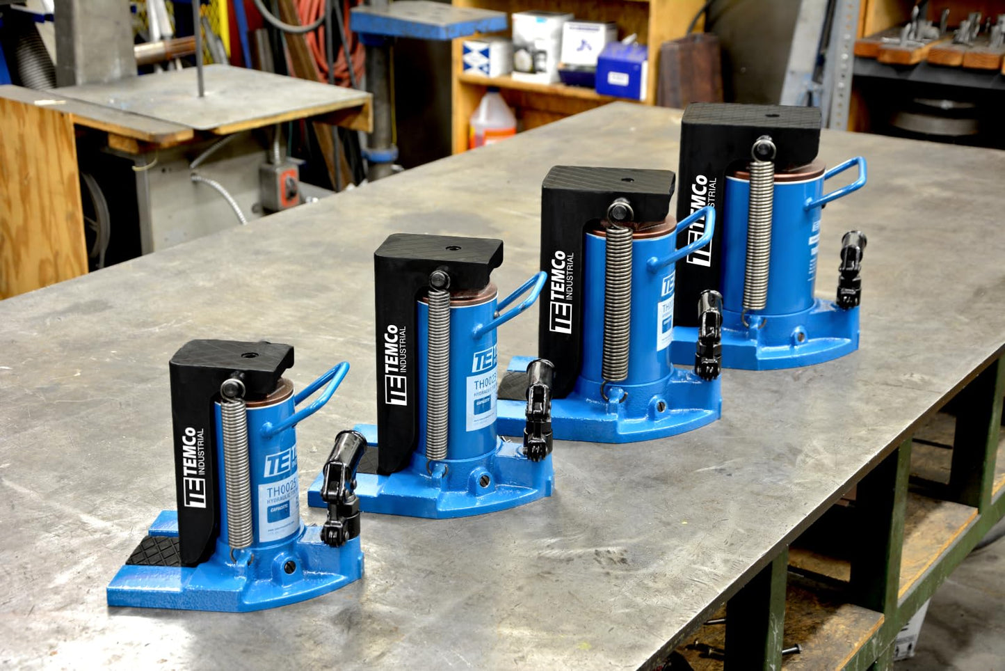 TEMCo Hydraulic Container/Machine Toe Jack (2.5 Ton - 5 Ton) Lift Capacity TH0025